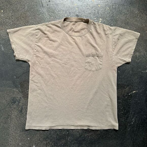 Fruit Of The Loom Short Sleeve Essential Pocket Tee Size Large - Picture 1 of 15